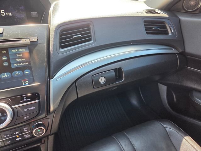 Used 2020 Acura ILX w/ Premium Package image 27