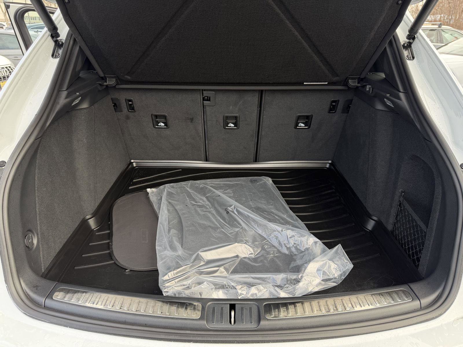 Used 2023 Porsche Macan S image 27