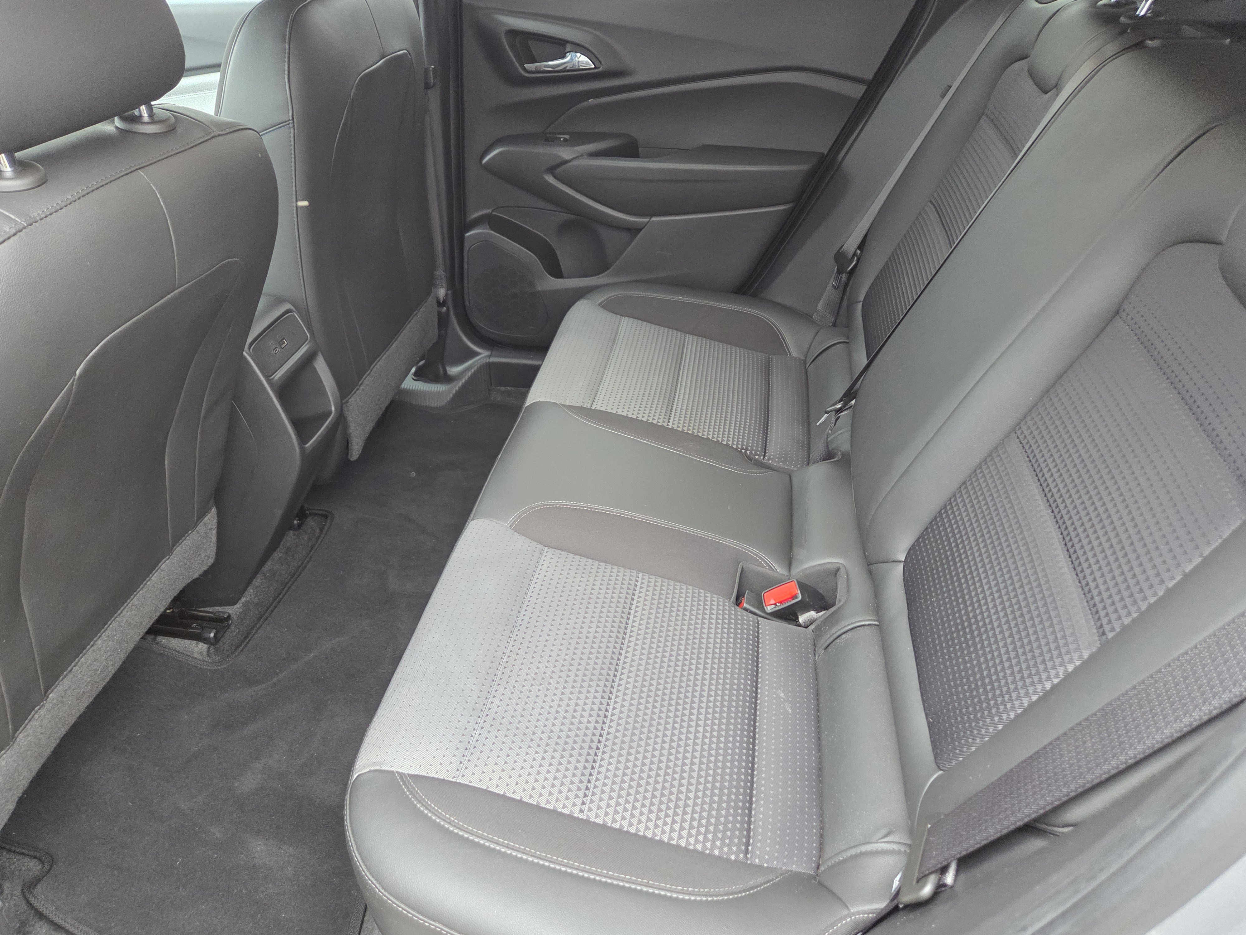 Used 2024 Chevrolet Trax LT w/ Driver Confidence Package image 6