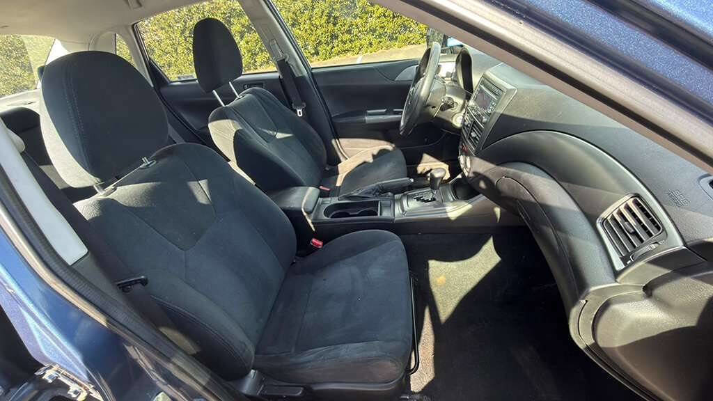 Used 2011 Subaru Impreza 2.5i image 21