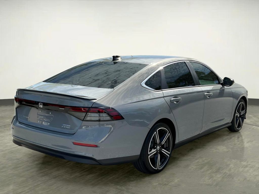 Certified 2025 Honda Accord Sport image 9