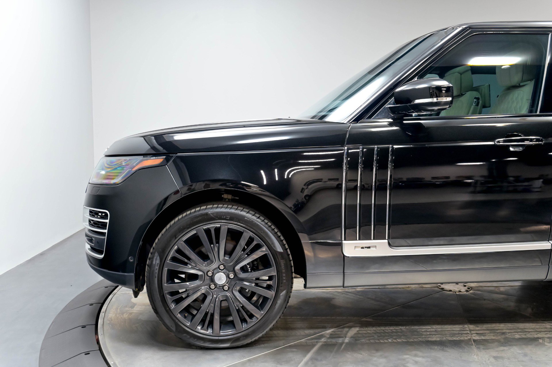 Used 2022 Land Rover Range Rover SV Autobiography Dynamic AWD/4WD image 54