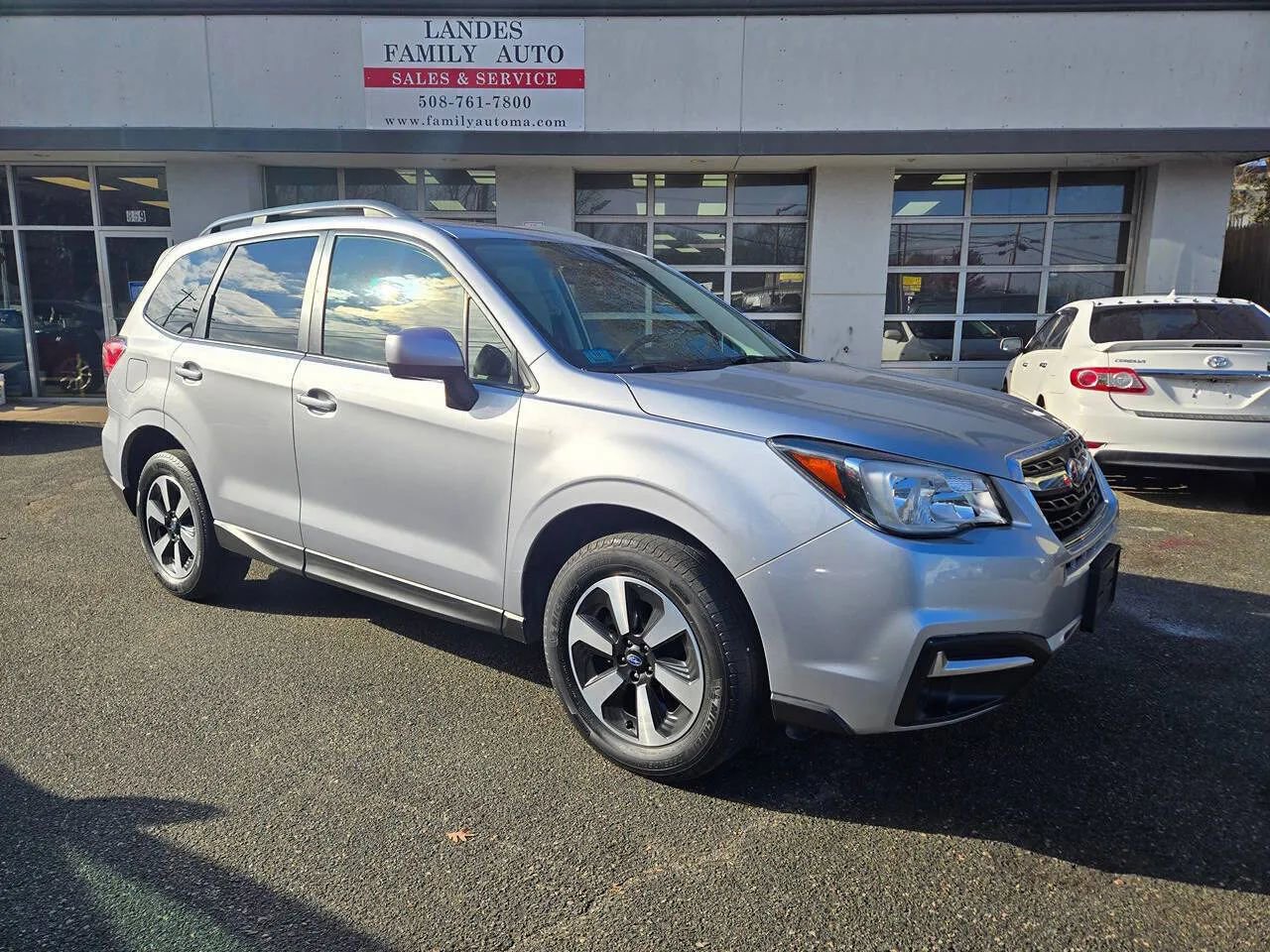 Used 2018 Subaru Forester 2.5i Premium w/ All-Weather Package image 43