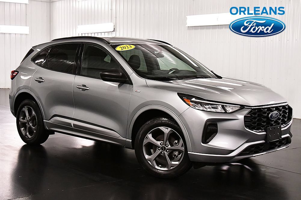 Used 2023 Ford Escape ST-Line w/ Tech Pack #1 AWD/4WD image 1