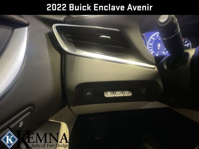Used 2022 Buick Enclave Avenir w/ Avenir Technology Package image 19