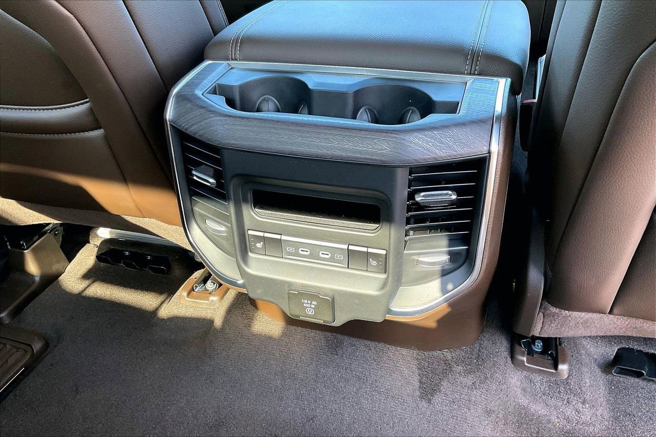 New 2026 RAM 1500 Laramie AWD/4WD image 15