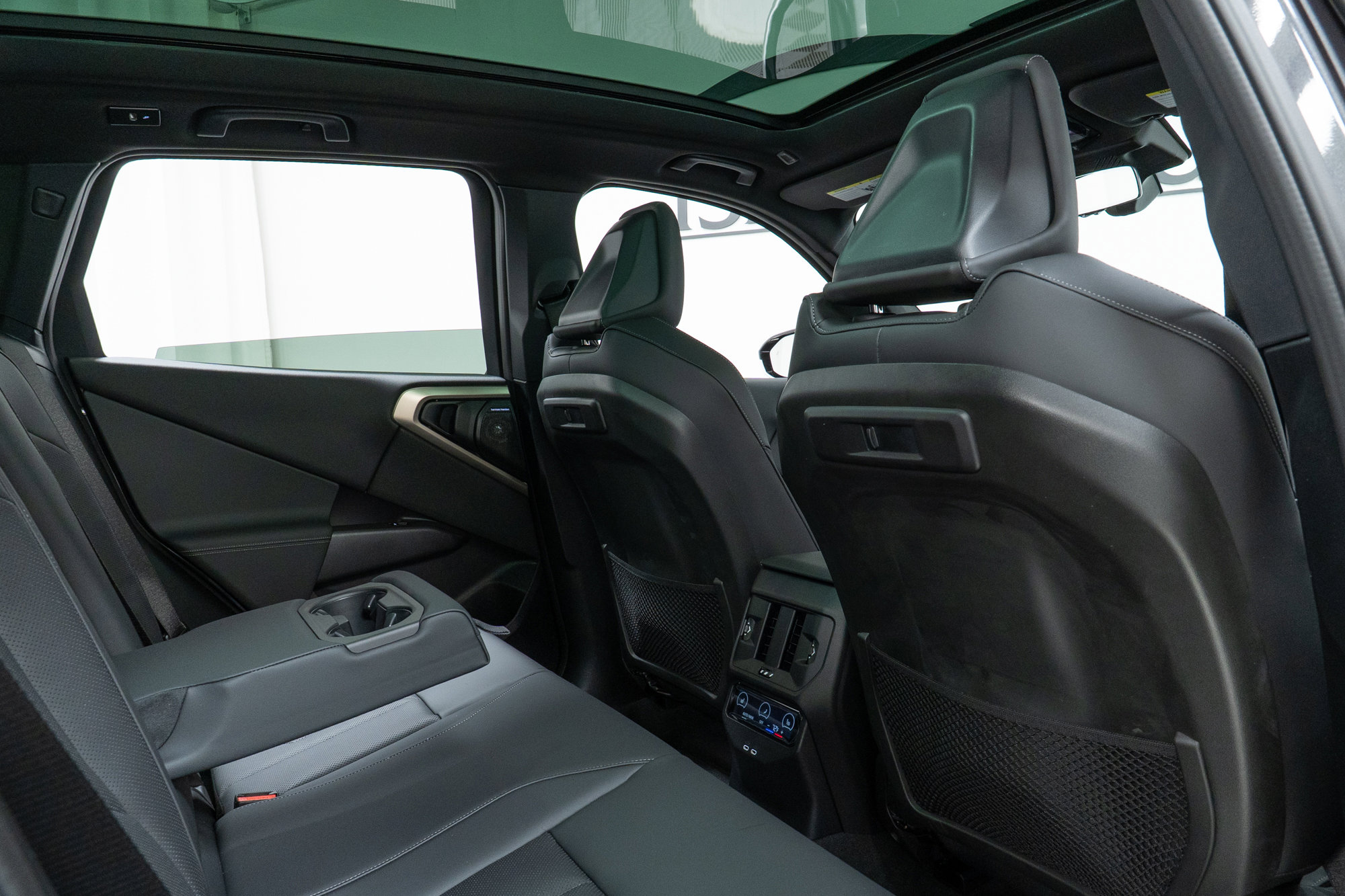 Used 2025 BMW X3 xDrive30i w/ Premium Package image 23