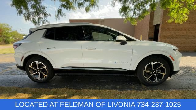 Certified 2024 Chevrolet Equinox EV LT FWD image 9