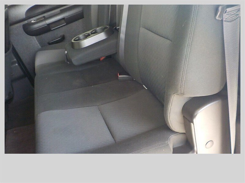 Used 2011 Chevrolet Silverado 2500 LT AWD/4WD image 32