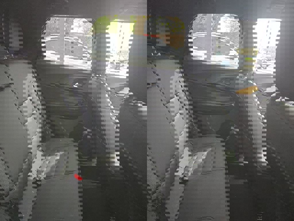 Certified 2023 Chevrolet TrailBlazer ACTIV w/ Convenience Package image 7