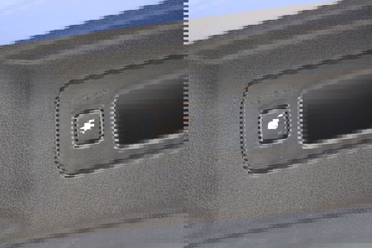 Used 2023 Honda Pilot TrailSport image 40