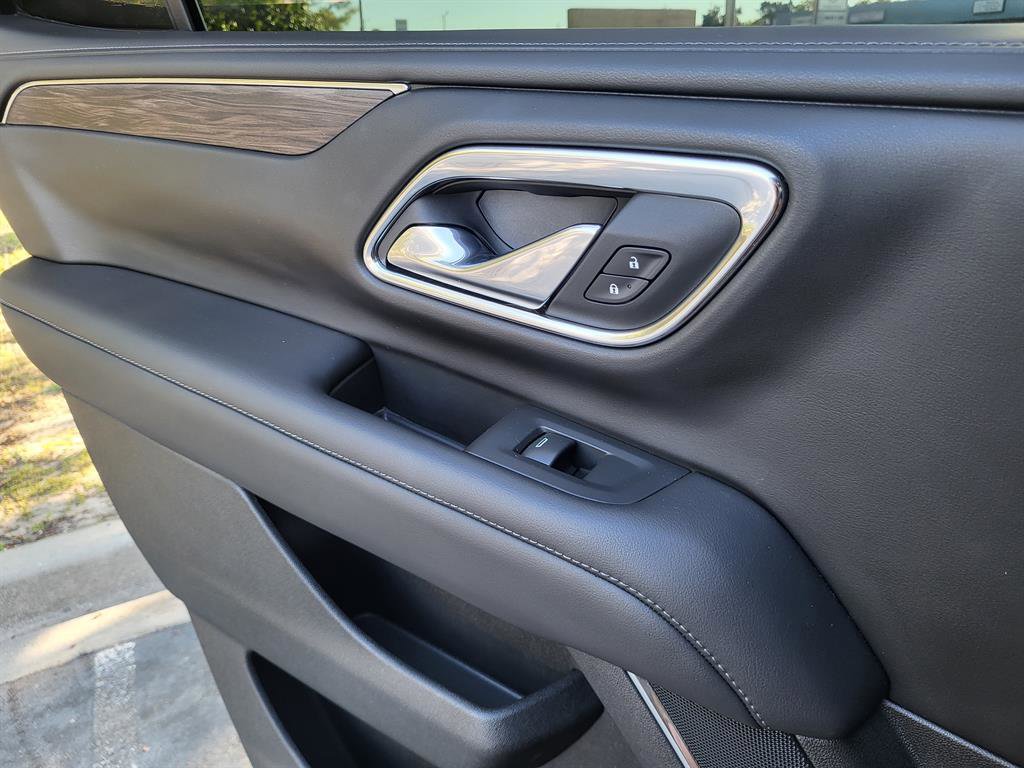 Used 2023 Chevrolet Tahoe LS image 17