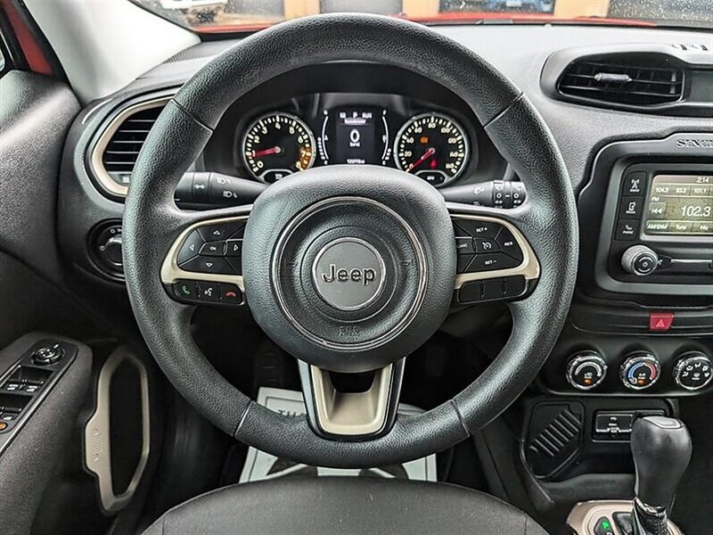 Used 2017 Jeep Renegade Sport w/ Power & Air Group FWD image 19