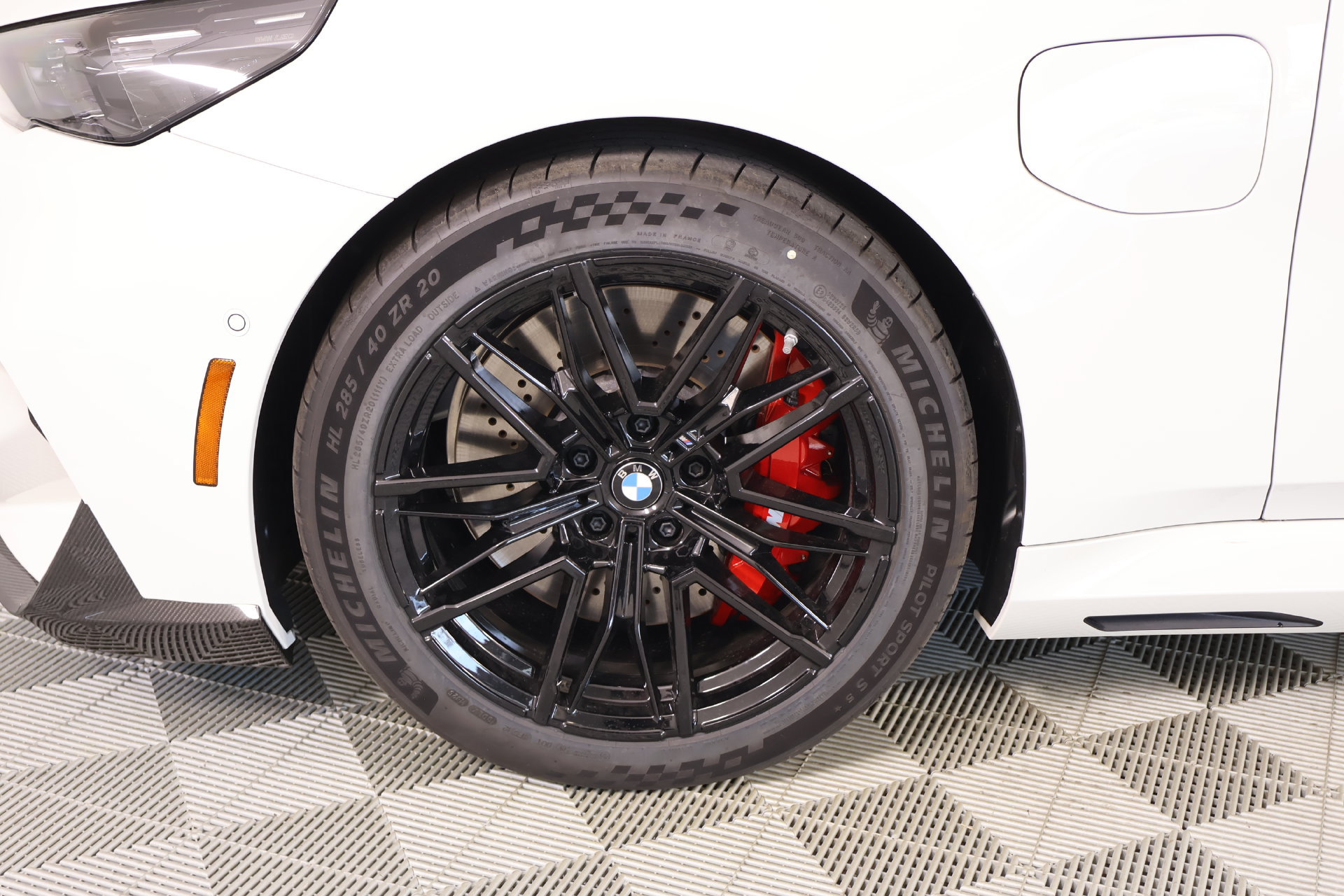 New 2027 BMW M5 Touring AWD/4WD image 18