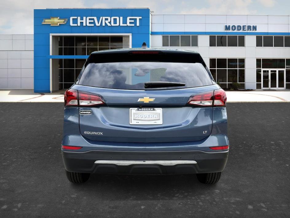 Used 2024 Chevrolet Equinox LT FWD image 4