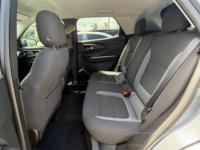 Used 2021 Chevrolet TrailBlazer LT w/ Convenience Package FWD image 12