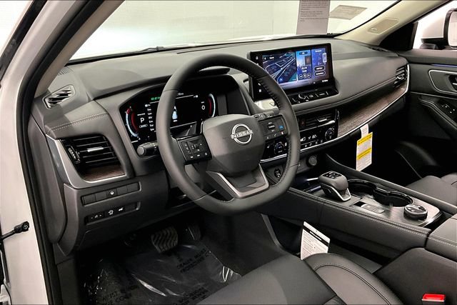 New 2025 Nissan Rogue Platinum image 7