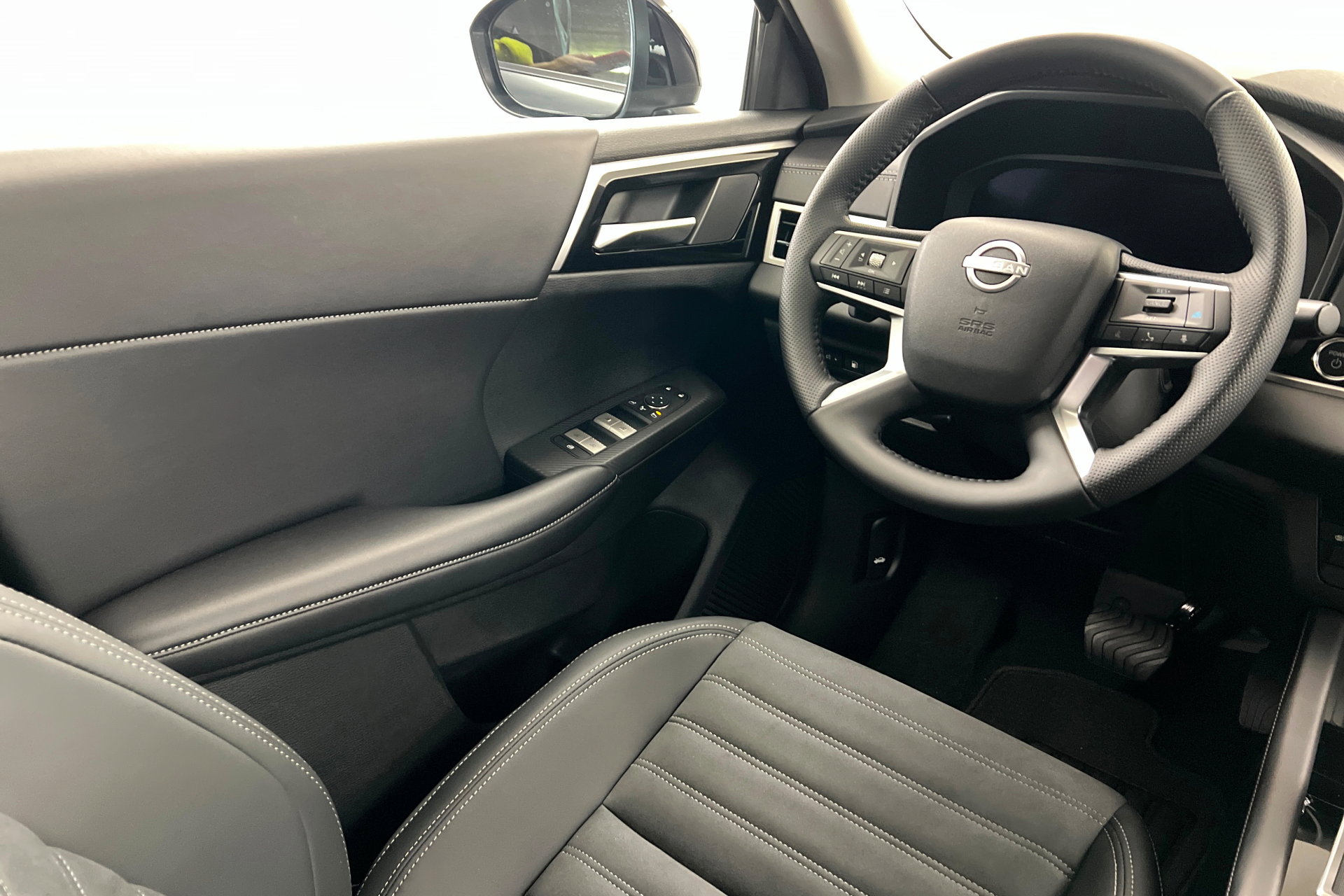 New 2026 Nissan Rogue SL image 11