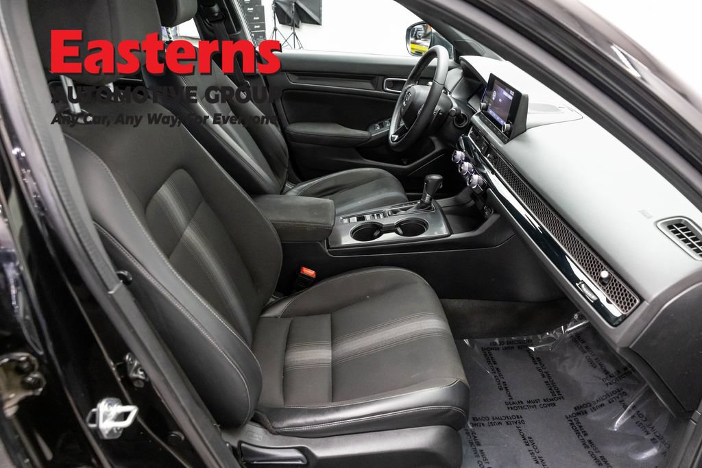 Used 2023 Honda Civic Sport image 23