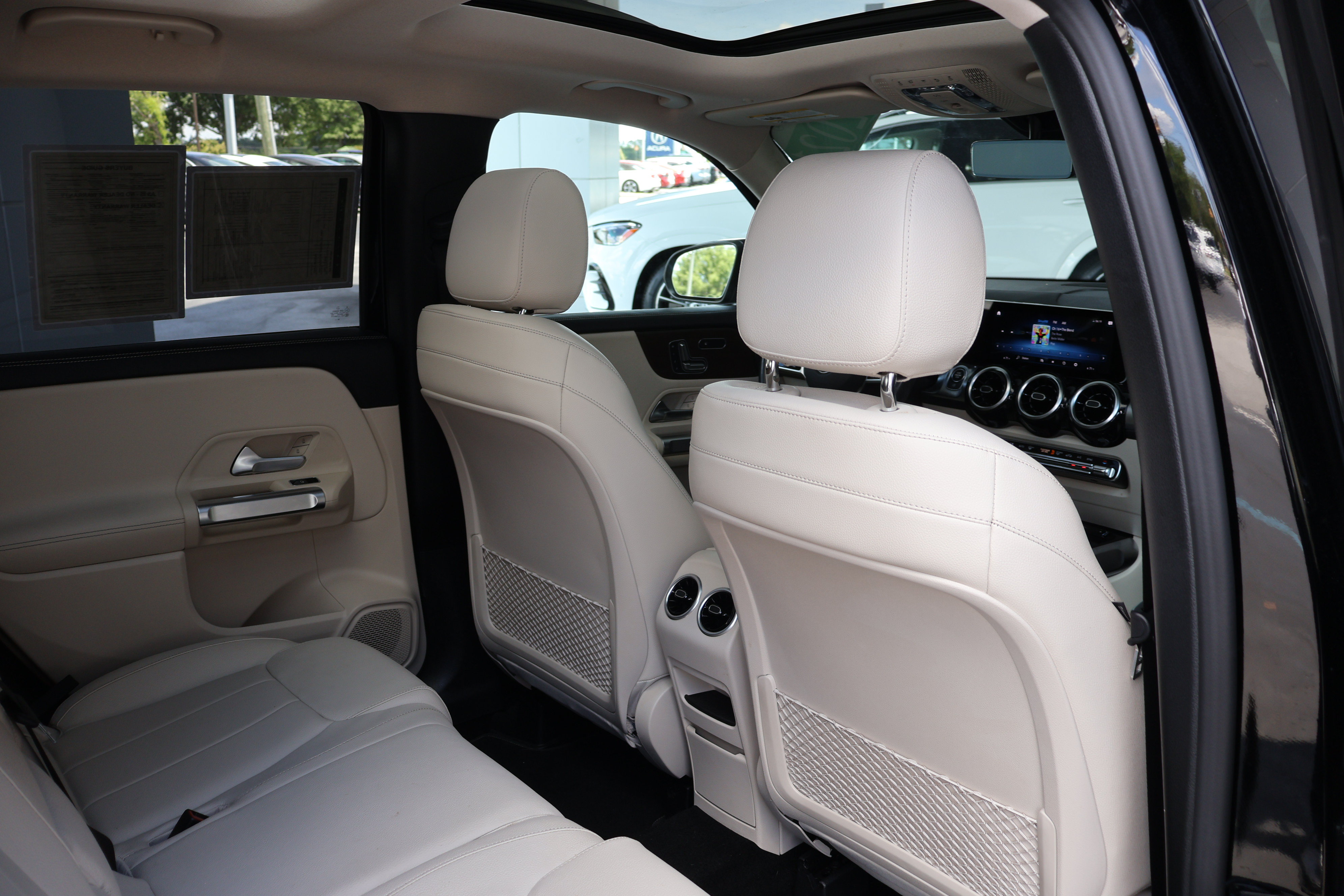 Certified 2021 Mercedes-Benz GLB 250 image 25
