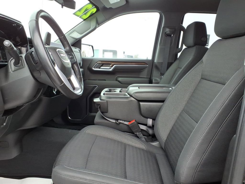 Used 2022 GMC Sierra 1500 Elevation image 12