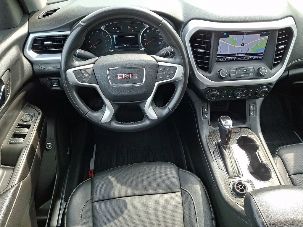 Used 2017 GMC Acadia SLT AWD/4WD image 12