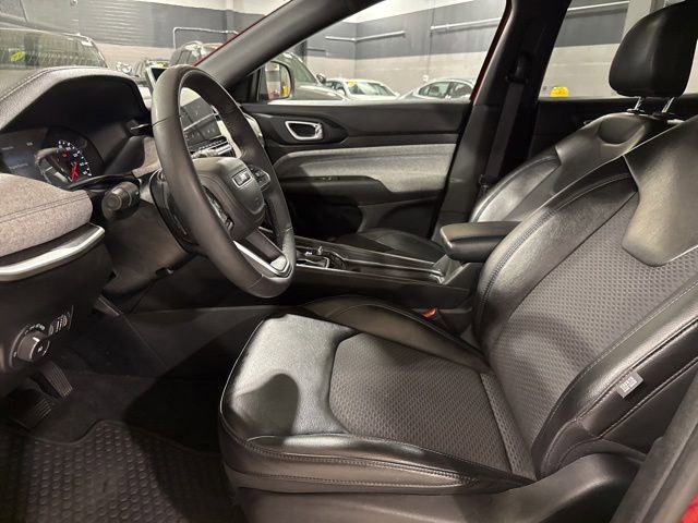 Used 2023 Jeep Compass Latitude w/ Convenience Group AWD/4WD image 18