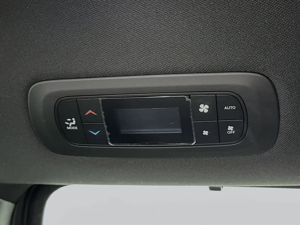 Used 2021 Chrysler Pacifica Touring w/ S Appearance Package FWD image 13
