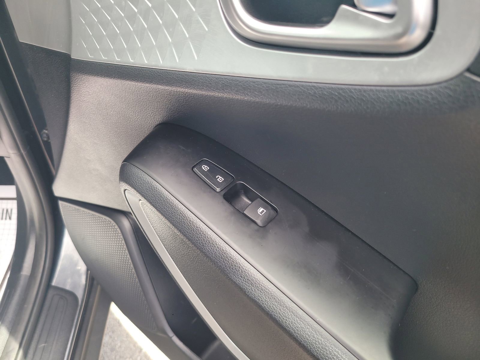 Used 2020 Kia Soul LX FWD image 27