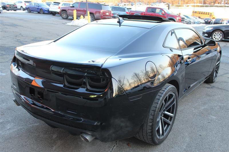 Used 2013 Chevrolet Camaro LT w/ RS Package image 11