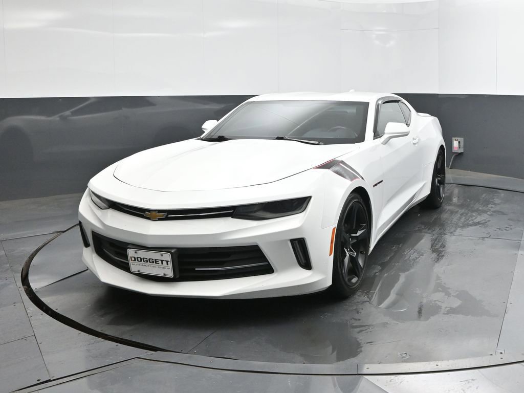 Used 2018 Chevrolet Camaro LT w/ RS Package RWD image 20