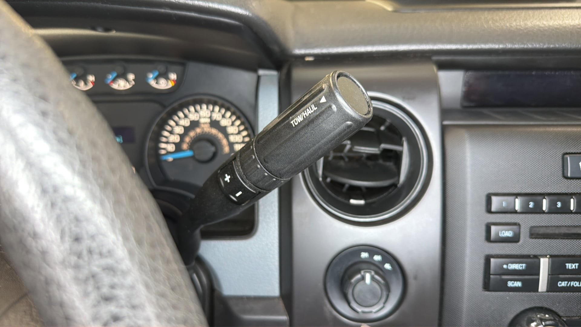 Used 2013 Ford F150 STX w/ Mid Equipment Group AWD/4WD image 23