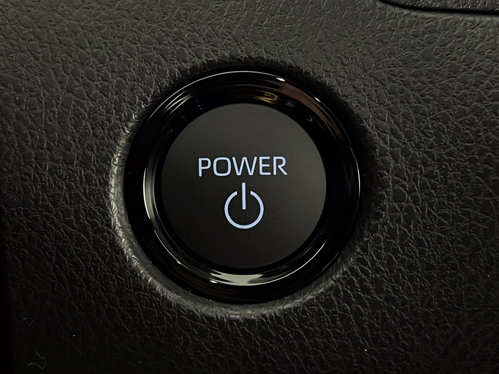 New 2026 Toyota Camry SE FWD image 17