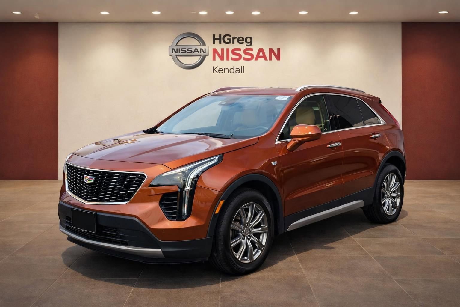 Used 2019 Cadillac XT4 Premium Luxury FWD image 3
