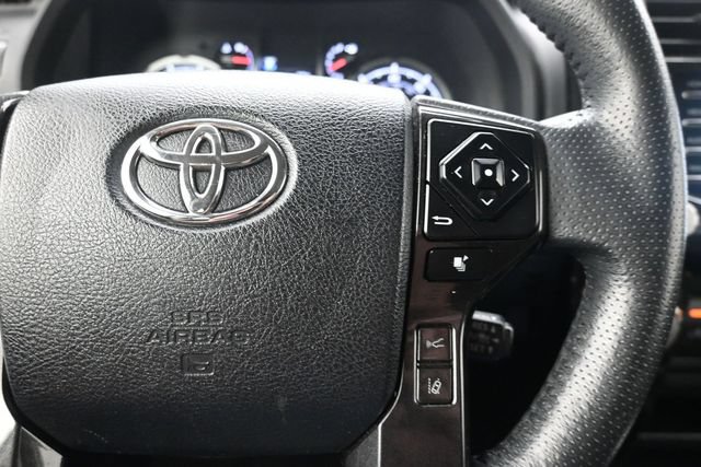 Used 2021 Toyota 4Runner TRD Off-Road AWD/4WD image 26