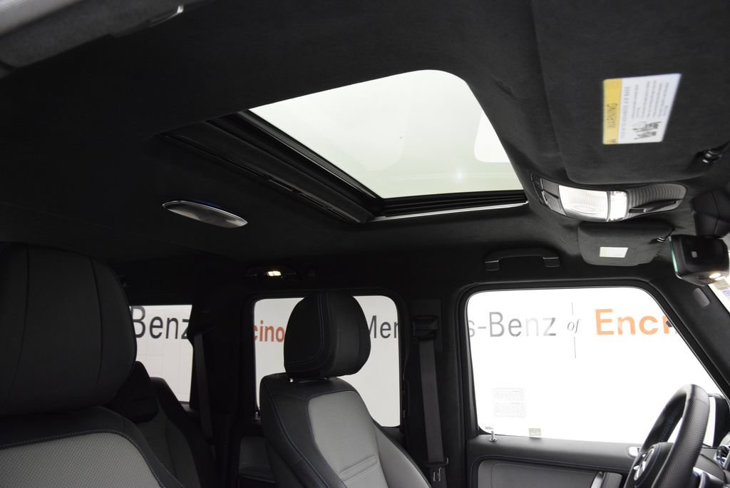 Used 2025 Mercedes-Benz G 580 w/ EQ Technology image 17