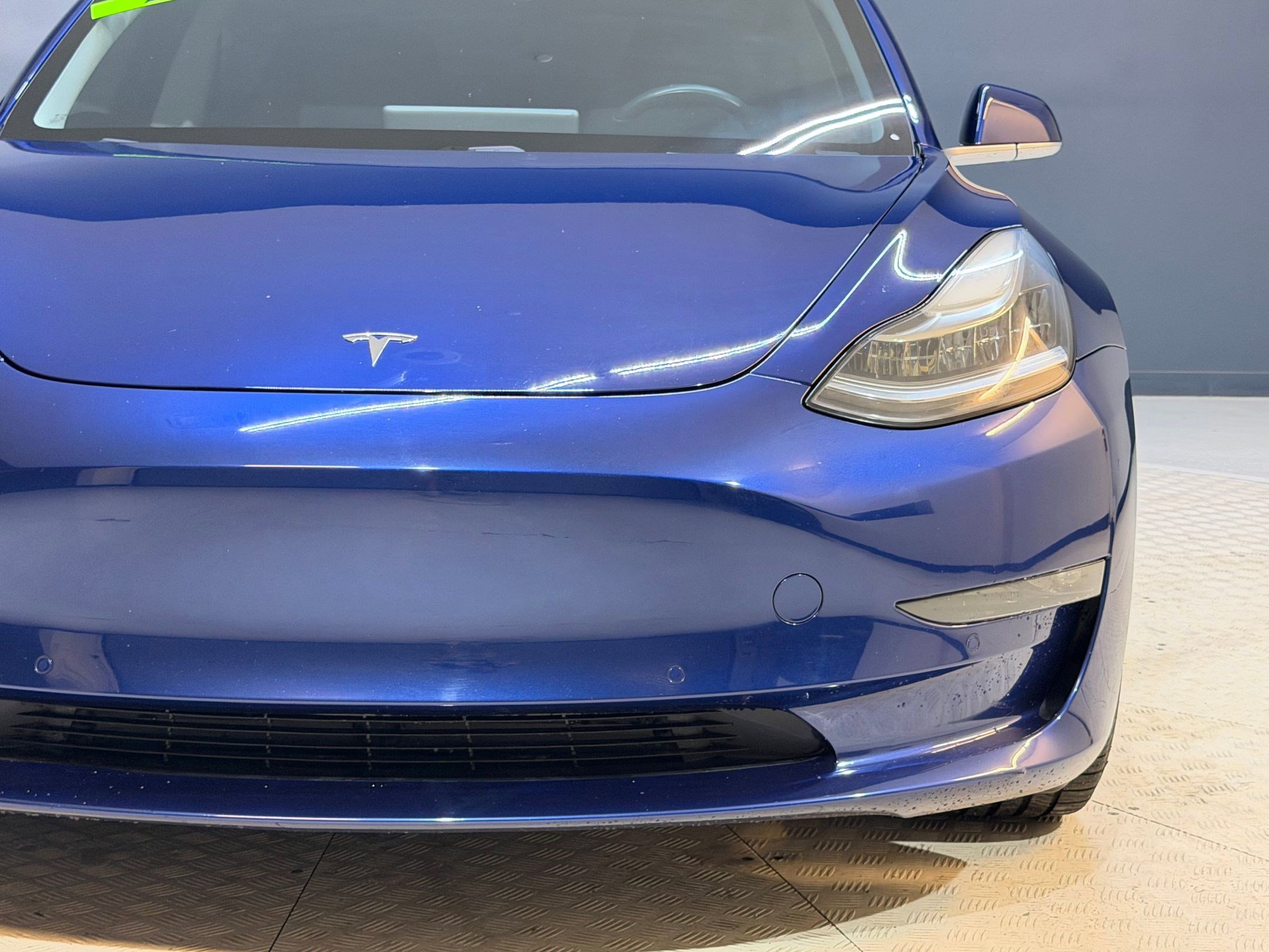 Used 2018 Tesla Model 3 Long Range RWD image 10