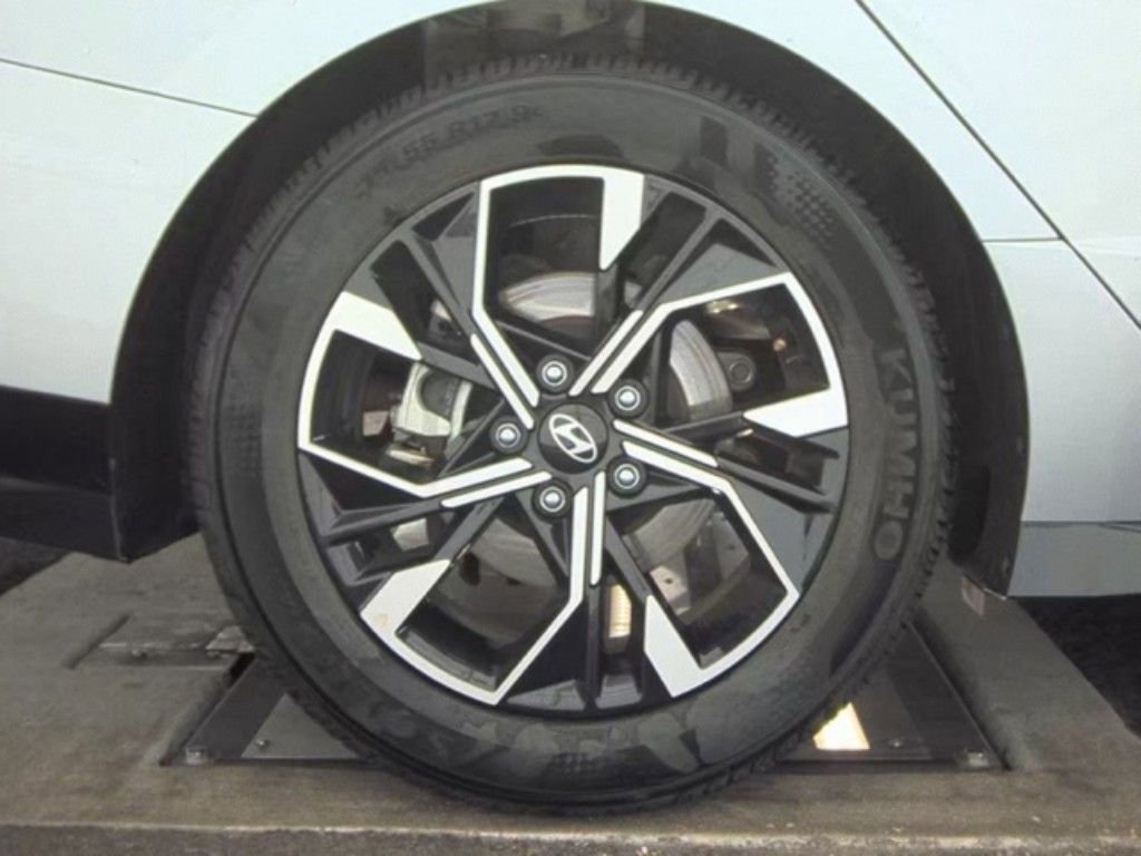 Used 2025 Hyundai Sonata SEL image 22