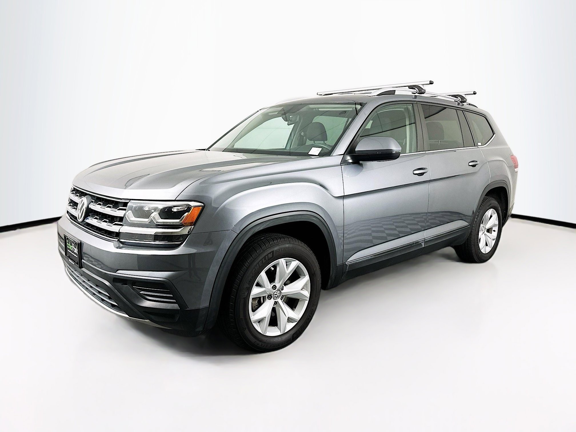 Used 2019 Volkswagen Atlas S w/ Towing Package image 3