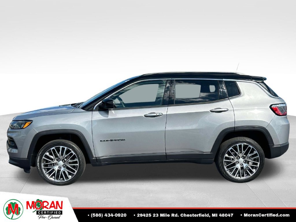 Used 2023 Jeep Compass Limited AWD/4WD image 2