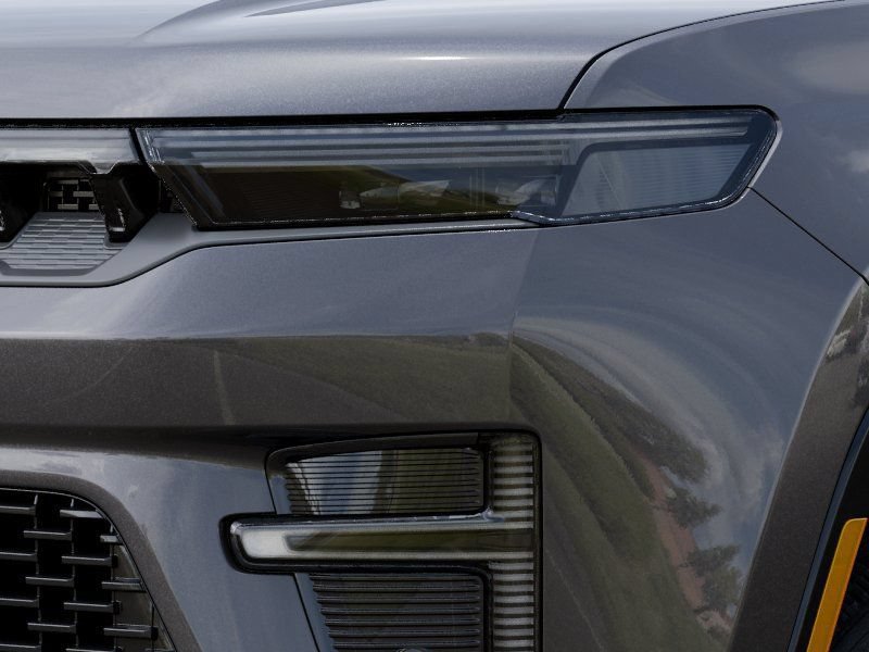 New 2026 Jeep Grand Wagoneer Summit AWD/4WD image 10