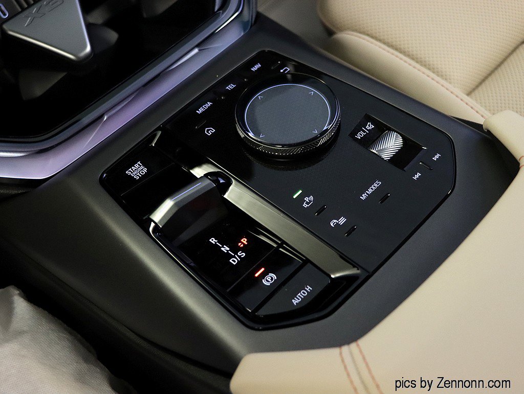 New 2026 BMW X3 xDrive30 w/ Premium Package image 25