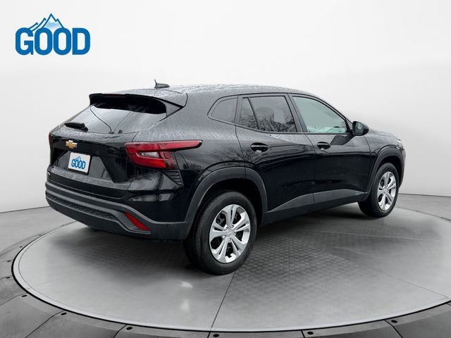 Used 2025 Chevrolet Trax LS image 5