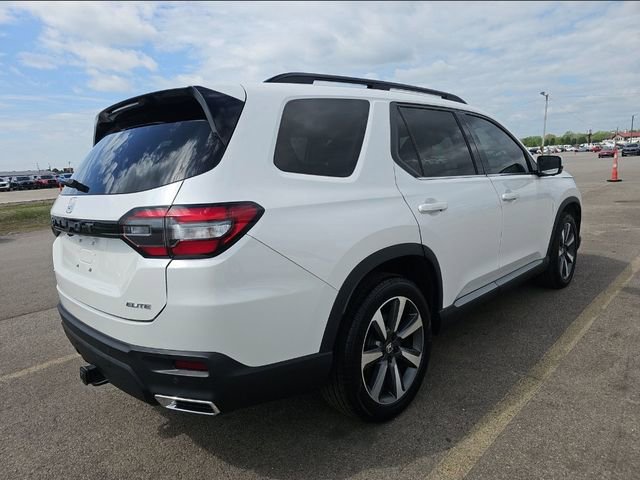 Used 2024 Honda Pilot Elite image 2