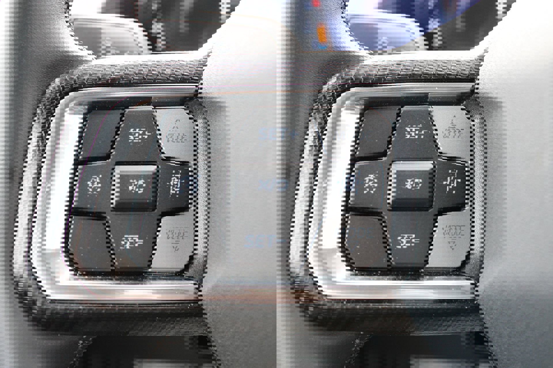 Used 2025 Ford Mustang Ecoboost image 24