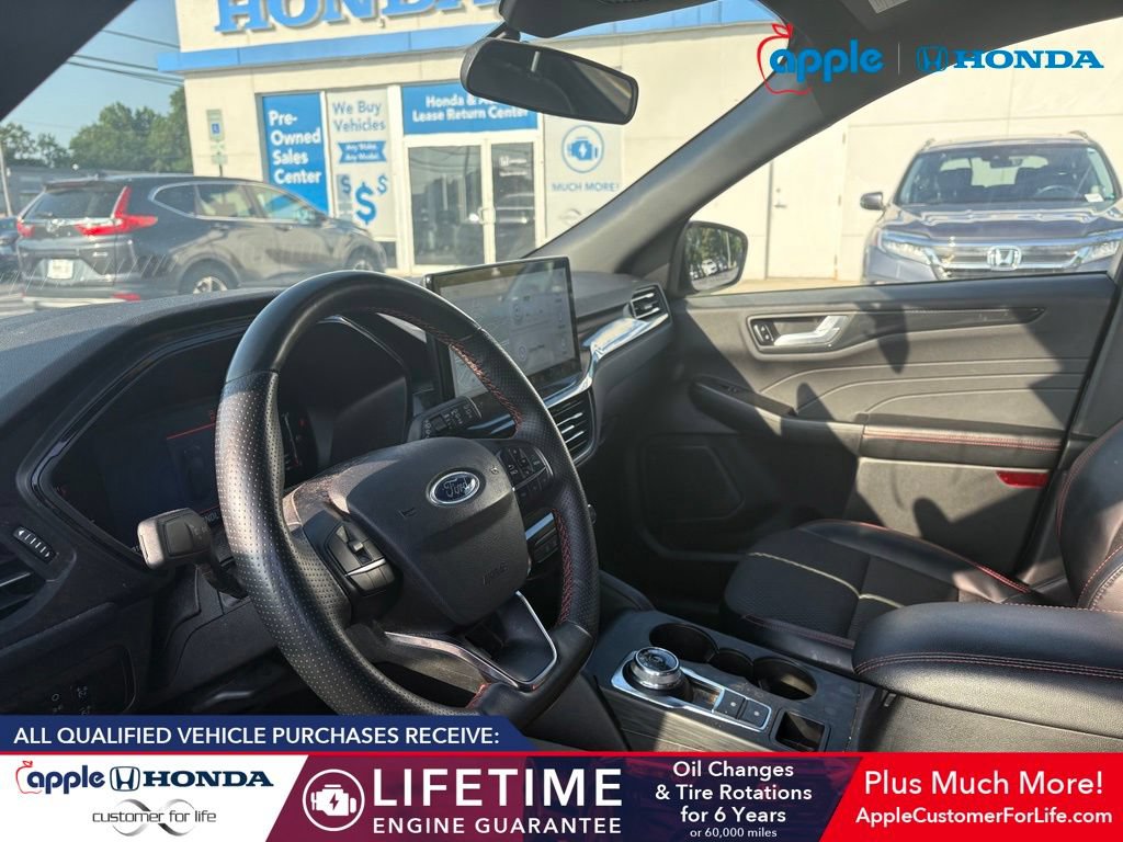 Used 2024 Ford Escape ST-Line Select w/ Tech Pack #1 AWD/4WD image 7