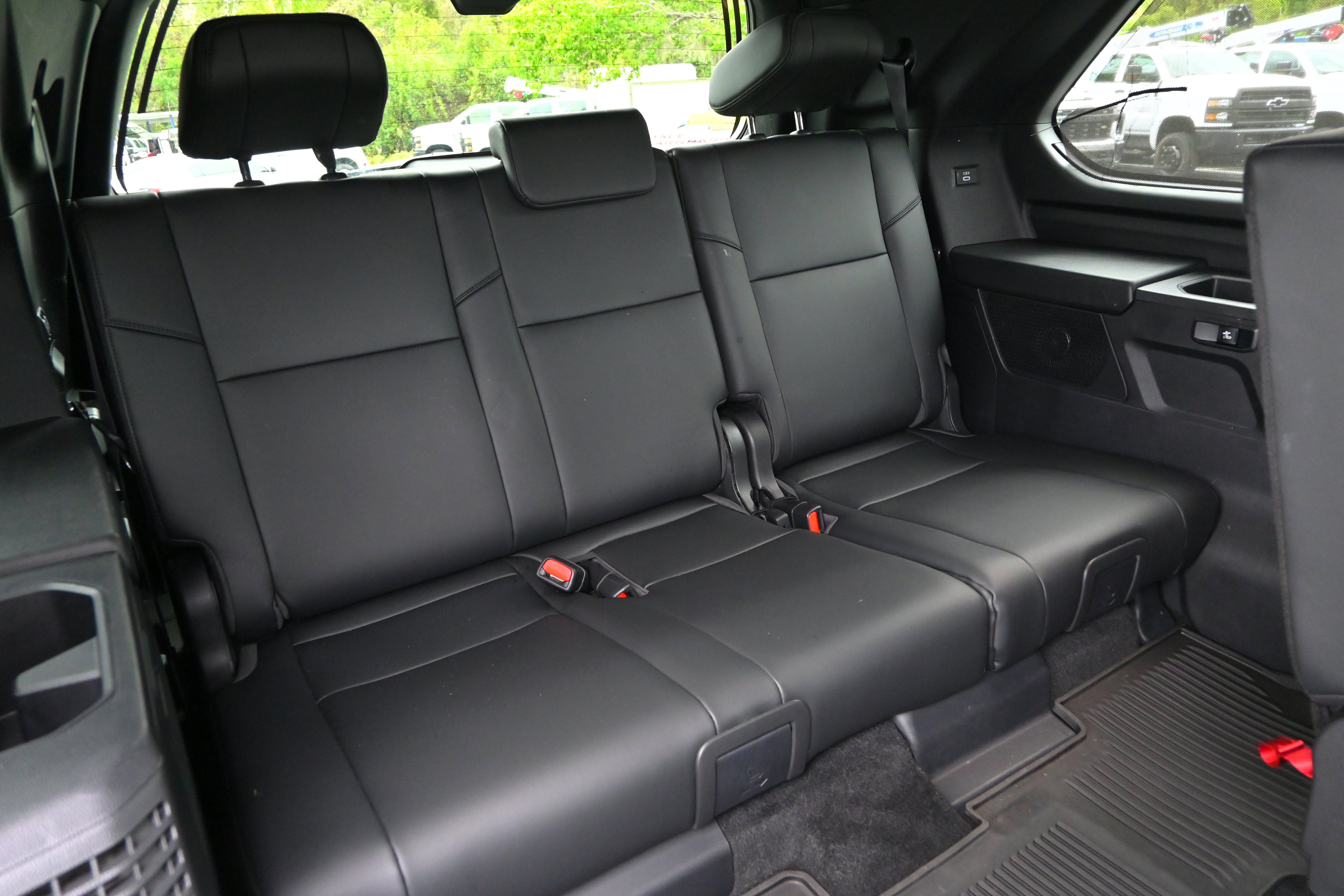 Used 2025 Toyota Sequoia Limited image 12