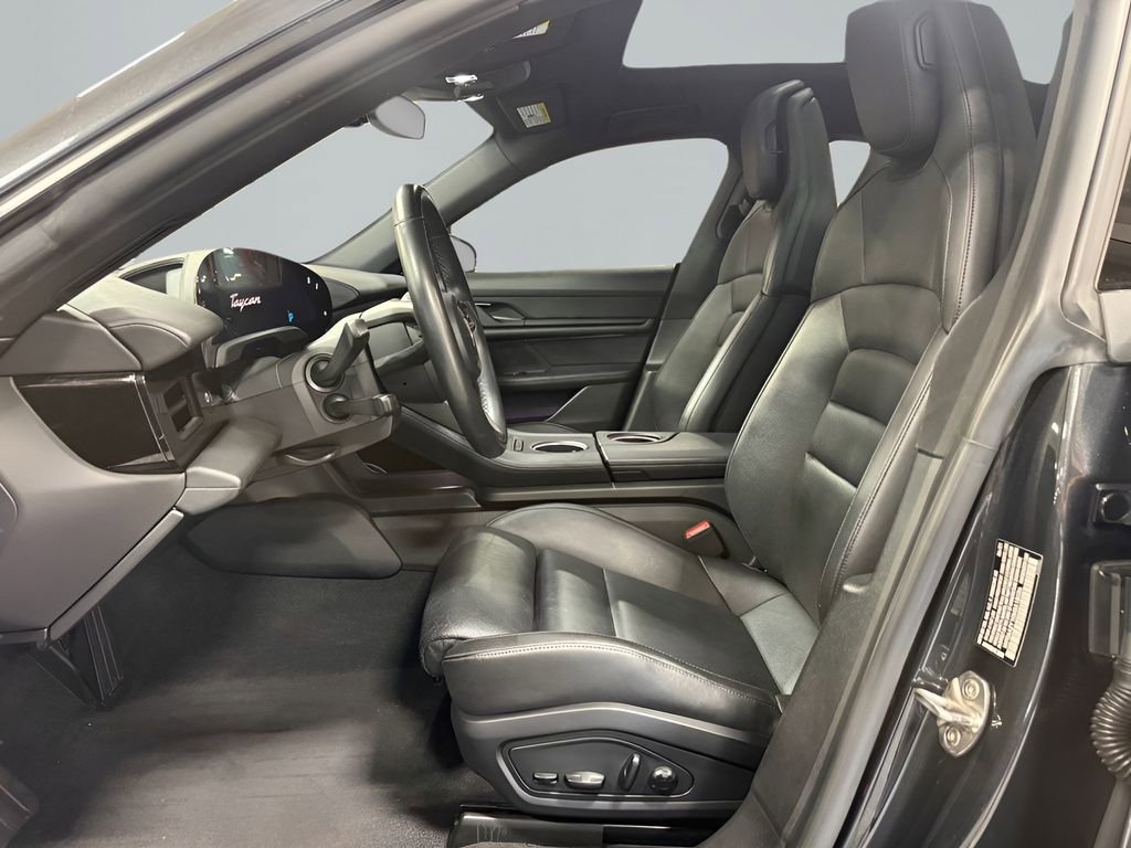 Used 2021 Porsche Taycan RWD image 12