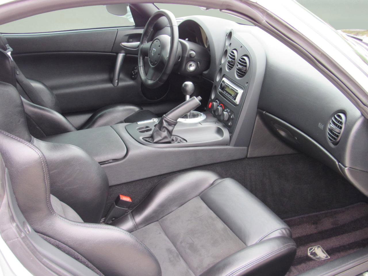 Used 2009 Dodge Viper SRT-10 image 39