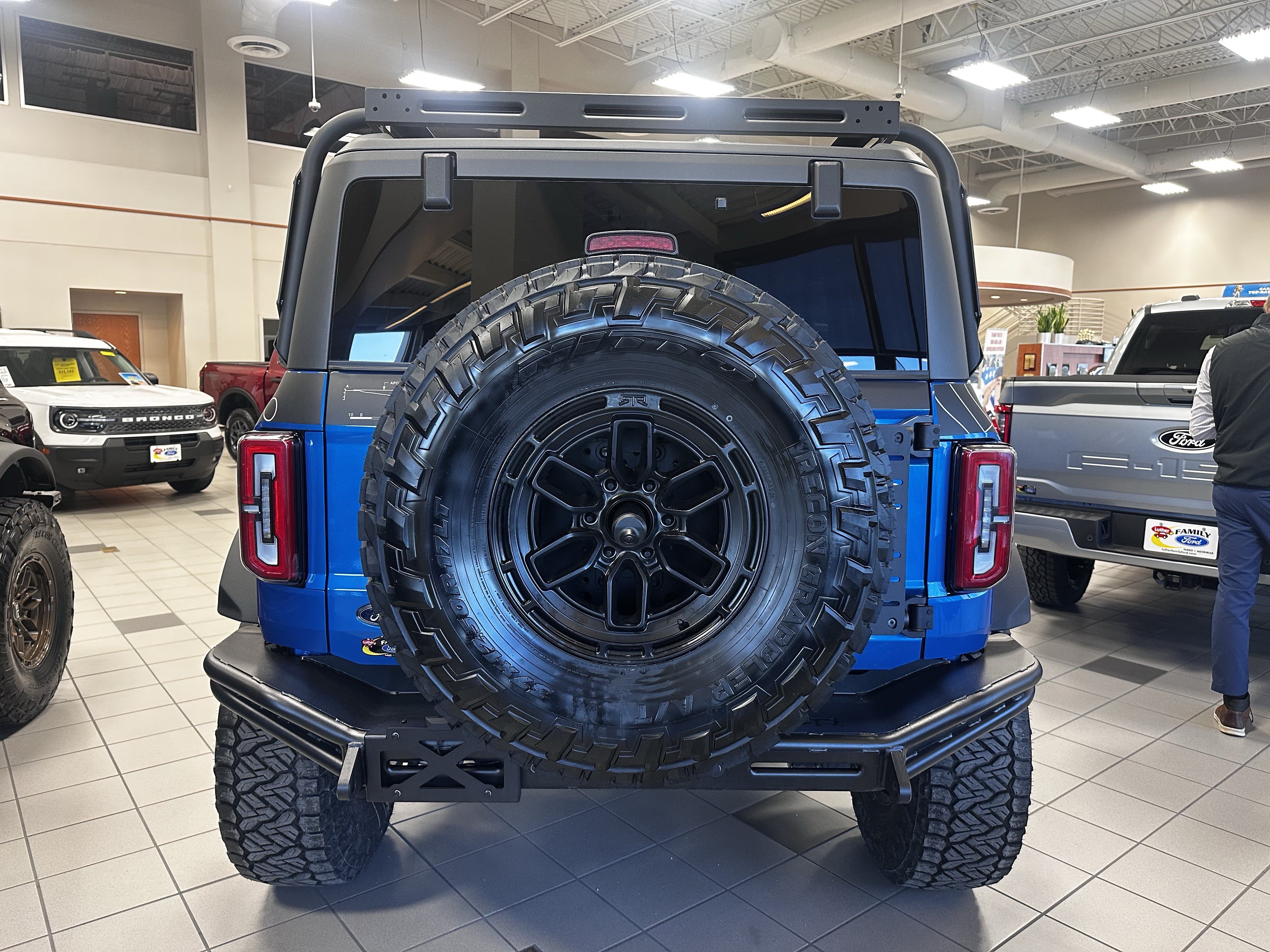 New 2025 Ford Bronco Badlands AWD/4WD image 4